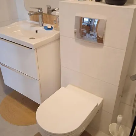 Apartment Pokoje Nad Zatoka *
