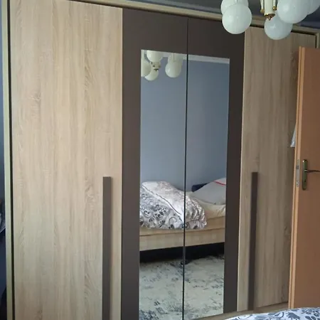 Kawalerka Nad Zatoka アパート