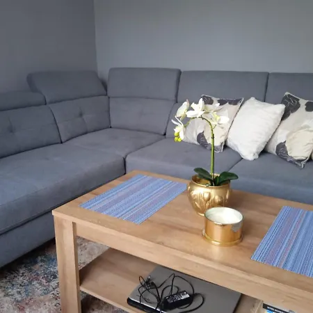 Pokoje Nad Zatoka Apartment